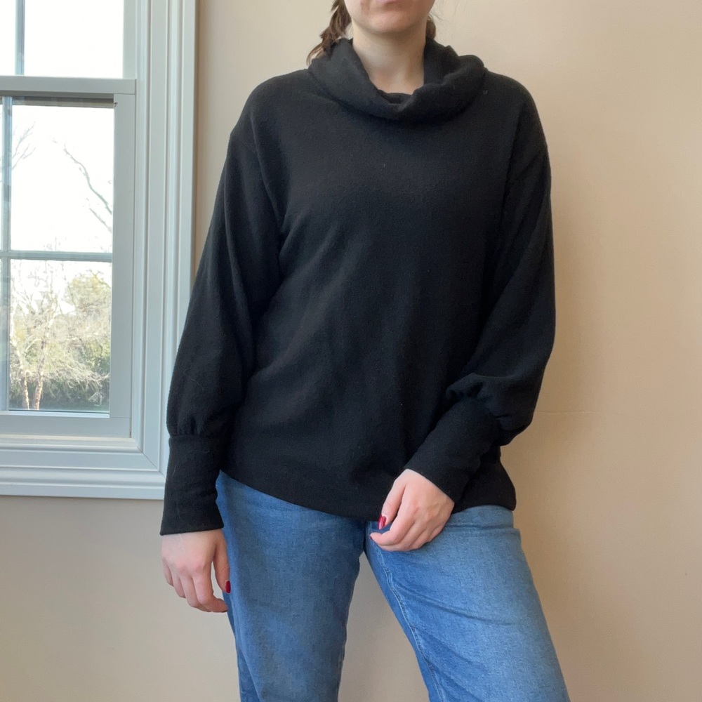 Anthropologie Cozy Black Fleece Top